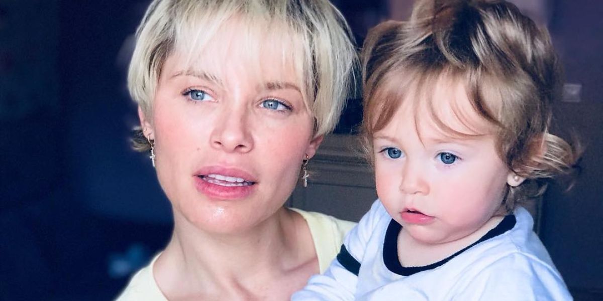 Soraya Arnelas con su hija Manuela