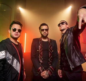 Thiago Matheus, Dani Alves y Pinto 'Wahin' en el videoclip de 'Suave' Thiago Matheus, Dani Alves y Pinto 'Wahin' en el videoclip de 'Suave'