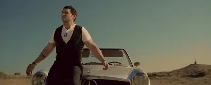 Manu Tenorio en el vídeo de 'Quiero' Manu Tenorio en el vídeo de 'Quiero'