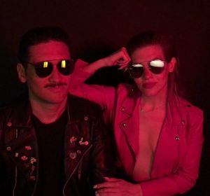 Los Coming Soon en el videoclip del remix de 'Fernet Tastes Good' Los Coming Soon en el videoclip del remix de 'Fernet Tastes Good'