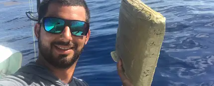 Encuentra un fardo de marihuana pescando en Florida Encuentra un fardo de marihuana pescando en Florida