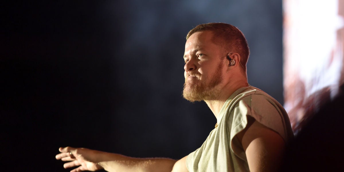 Dan Reynolds durante un concierto de Imagine Dragons