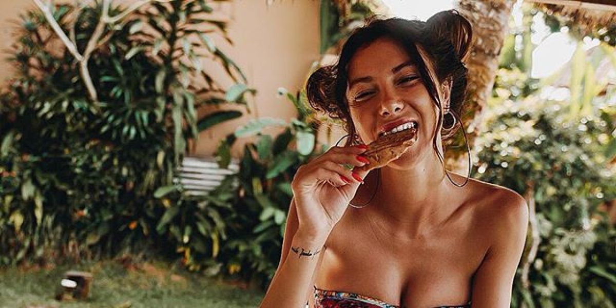 La modelo Valentina Fradegrada, impulsora de la tendencia 'Upside Down Bikini'
