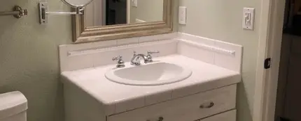 El baño de Alex Monny y Jessica El baño de Alex Monny y Jessica