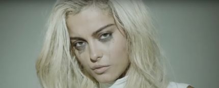 Bebe Rexha en el videoclip de &#39;I&#39;m A Mess&#39;