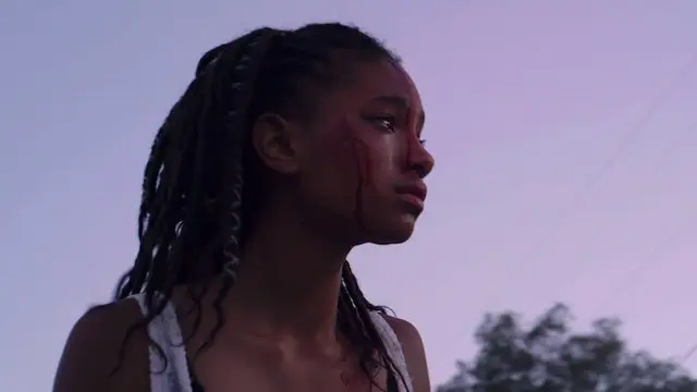 Willow Smith en el vídeo de 'My Life'