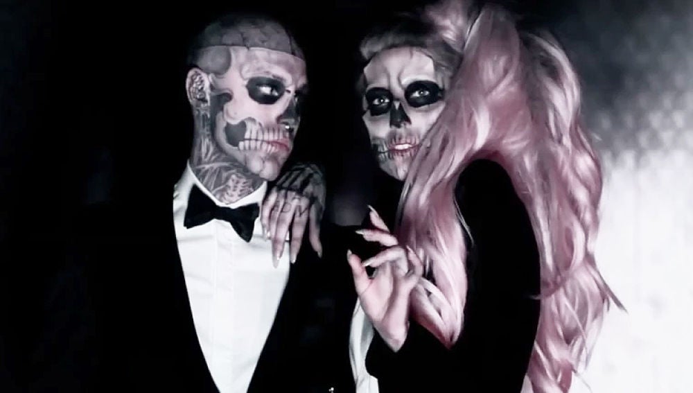 Rick Genest y Lady Gaga en el videoclip de 'Born This Way'
