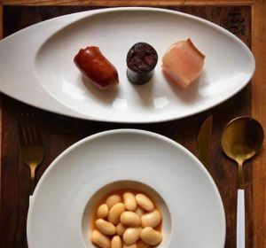 El plato de "fabada" que ha indignado a Twitter El plato de "fabada" que ha indignado a Twitter