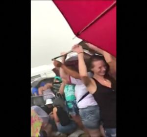 Una tormenta deja 14 heridos que esperaban en la cola para ver a los Backstreet Boys Una tormenta deja 14 heridos que esperaban en la cola para ver a los Backstreet Boys