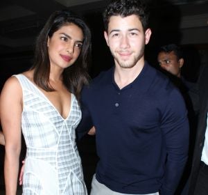 Priyanka Chopra y Nick Jonas en Bombay Priyanka Chopra y Nick Jonas en Bombay