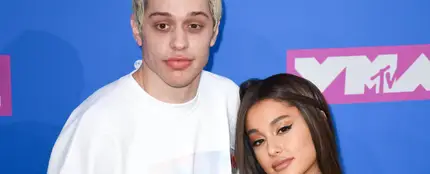 Ariana Grande y Pete Davidson en la alfombra roja de los MTV Awards 2018 Ariana Grande y Pete Davidson en la alfombra roja de los MTV Awards 2018