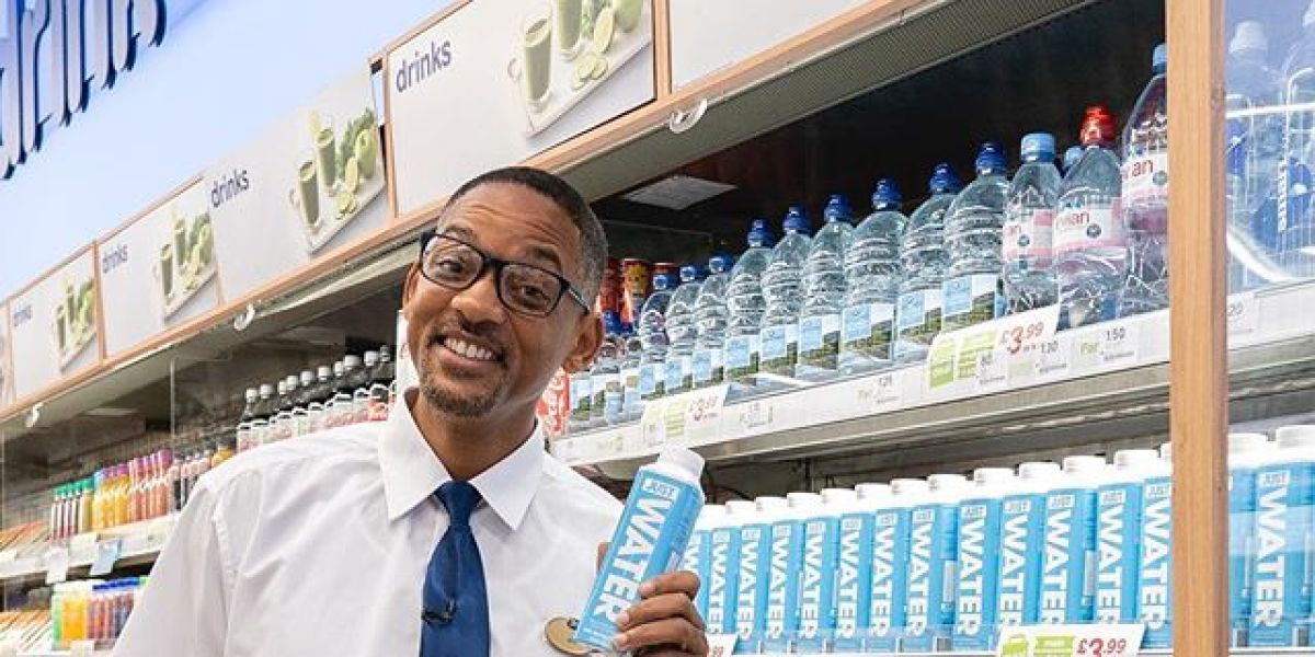 Will Smith convertido en un dependiente de farmacia