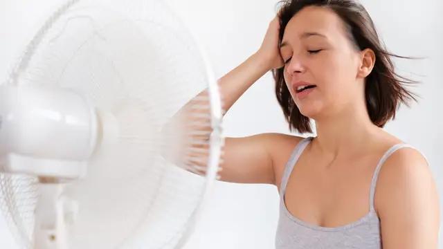 Mujer acalorada