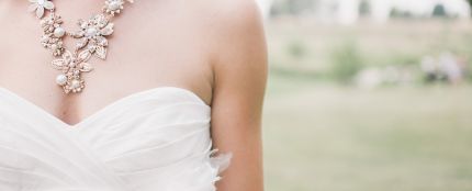 Imagen de archivo de un vestido de novia