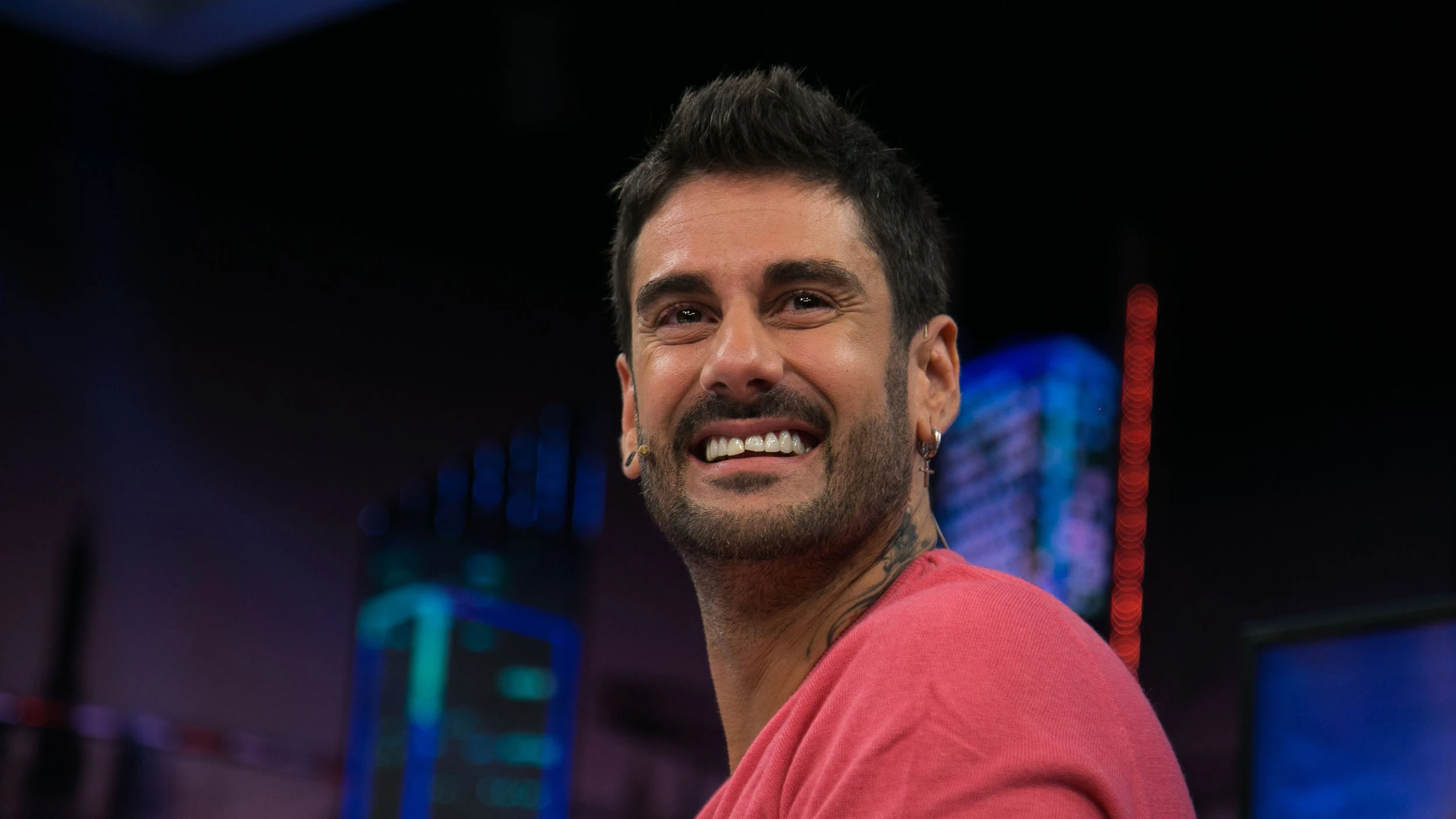 Melendi confirma en 'El Hormiguero 3.0' que será uno de los coaches de 'La Voz Kids' Melendi confirma en 'El Hormiguero 3.0' que será uno de los coaches de 'La Voz Kids'