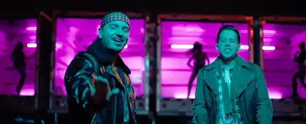 J Balvin y De La Ghetto en 'Caliente' J Balvin y De La Ghetto en 'Caliente'