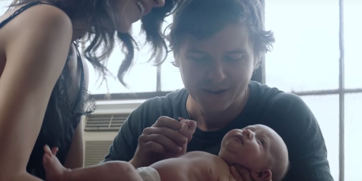 Lukas Graham en el videoclip de 'Love Someone'