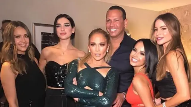 Jessica Alba, Dua Lipa, Jennifer Lopez, Alex Rodríguez, Becky G y Sofía Vergara