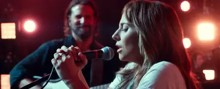 Lady Gaga y Bradley Cooper en 'Ha nacido una estrella' Lady Gaga y Bradley Cooper en 'Ha nacido una estrella'