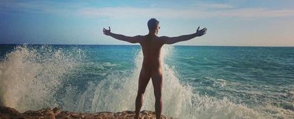 Maxi Iglesias completamente desnudo en Instagram