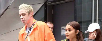 Ariana Grande y Pete Davidson Ariana Grande y Pete Davidson