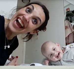 Conversación viral entre una madre y su bebé Conversación viral entre una madre y su bebé