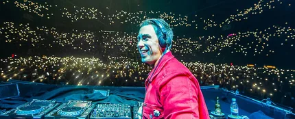 Hardwell en su último concierto justo a la Metropole Orkest Hardwell en su último concierto justo a la Metropole Orkest