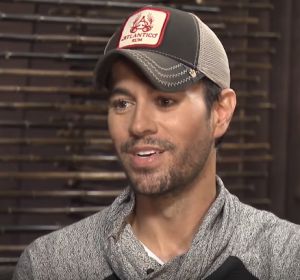 Enrique Iglesias en el programa británico 'Lorraine' Enrique Iglesias en el programa británico 'Lorraine'