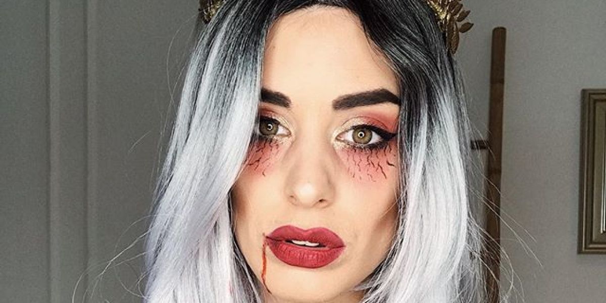 Dulceida se maquilla para Halloween