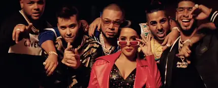 Becky G, Prince Royce y Annuel AA en el vídeo de 'Bubalu' Becky G, Prince Royce y Annuel AA en el vídeo de 'Bubalu'