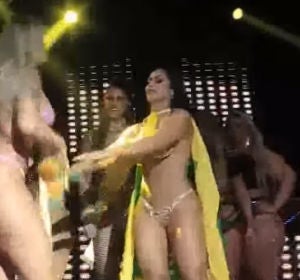 Dos modelos se pelean en 'Miss Bum Bum' Dos modelos se pelean en 'Miss Bum Bum'