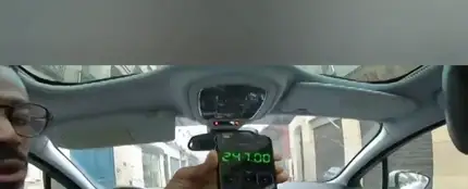 Dos turistas tailandeses denuncian a un taxista por cobrarles 247 euros en un trayecto de 45 kilómetros Dos turistas tailandeses denuncian a un taxista por cobrarles 247 euros en un trayecto de 45 kilómetros