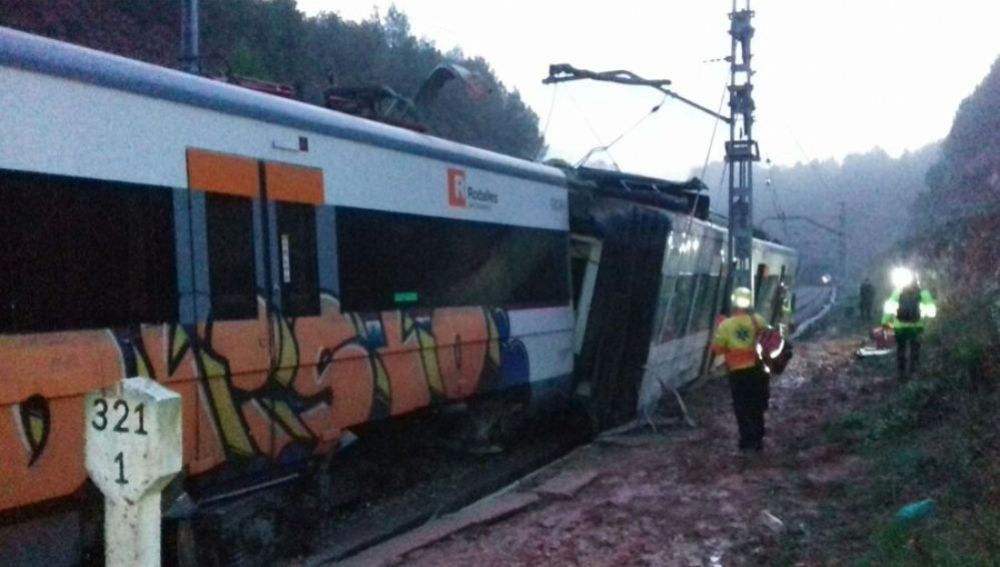 Noticias de la mañana (20-11-18) Un muerto y seis heridos al descarrilar un tren de cercanías entre Terrassa y Manresa