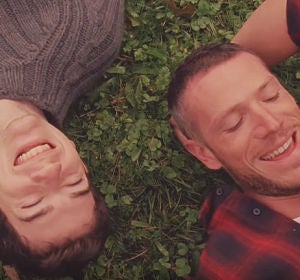 Rayden narra la historia de dos hermanos en su videoclip 'Haz de luz' Rayden narra la historia de dos hermanos en su videoclip 'Haz de luz'