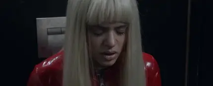 Rosalía en el videoclip de Bagdag Rosalía en el videoclip de Bagdag