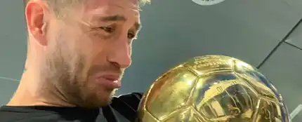 Sergio Ramos, con el Balón de Oro de Modric Sergio Ramos, con el Balón de Oro de Modric