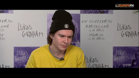 Vídeo: Lukas Graham: "Mis canciones a veces suenan oscuro, pero aun así vienen del amor" Vídeo: Lukas Graham: "Mis canciones a veces suenan oscuro, pero aun así vienen del amor"