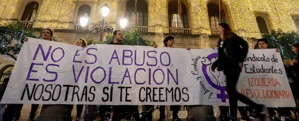 Concentraciones para apoyar a la víctima de 'La Manada' Concentraciones para apoyar a la víctima de 'La Manada'