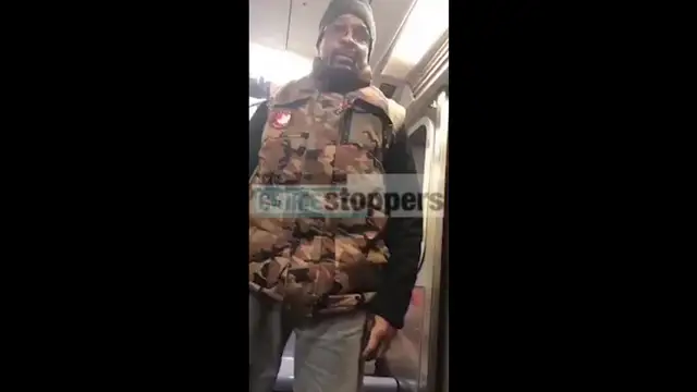 La policía de Nueva York pide colaboración para dar con un hombre que agredió a una joven por besarse con otra mujer