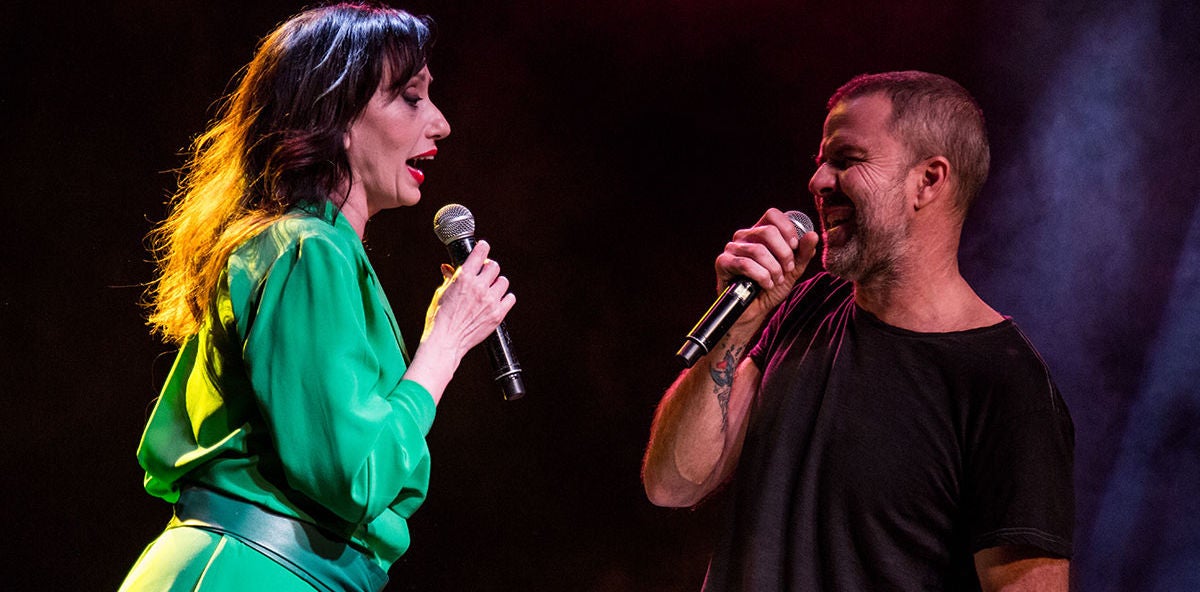 Pau Donés junto a Luz Casal