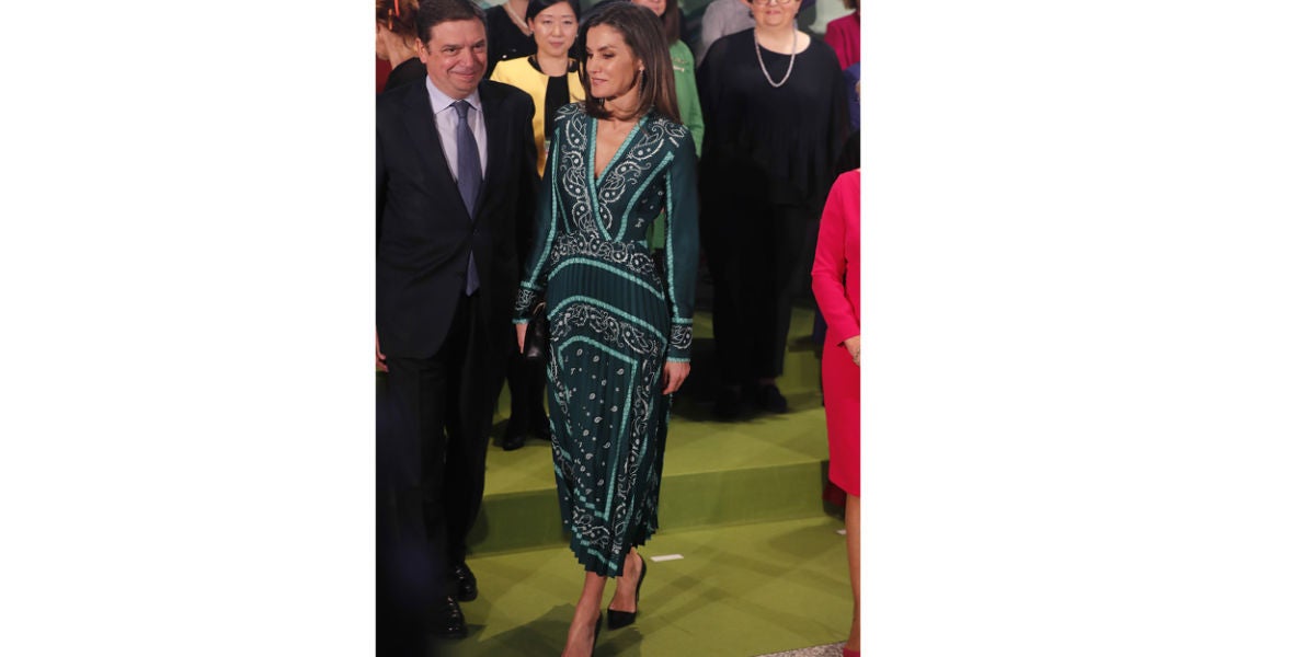 La reina Letizia con el vestido de Sandro Paris