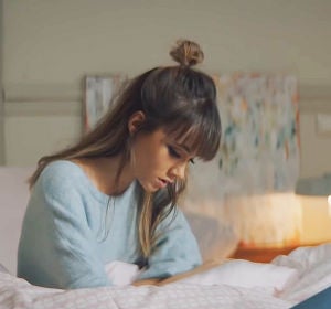 Aitana en el videoclip de 'Vas a quedarte' Aitana en el videoclip de 'Vas a quedarte'