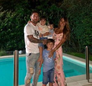 Leo Messi y su familia, en Nochevieja Leo Messi y su familia, en Nochevieja
