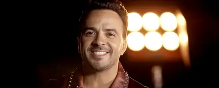 Luis Fonsi quiere que formes parte del 'Equipo Fonsi', el futuro equipo ganador Luis Fonsi quiere que formes parte del 'Equipo Fonsi', el futuro equipo ganador