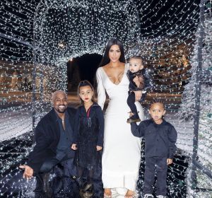 La familia Kardashian - West La familia Kardashian - West