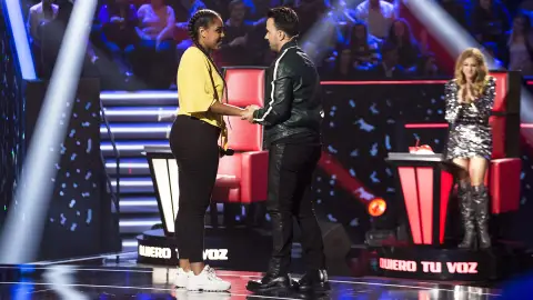 Luis Fonsi estrena su equipo con Linda Rodrigo Luis Fonsi estrena su equipo con Linda Rodrigo