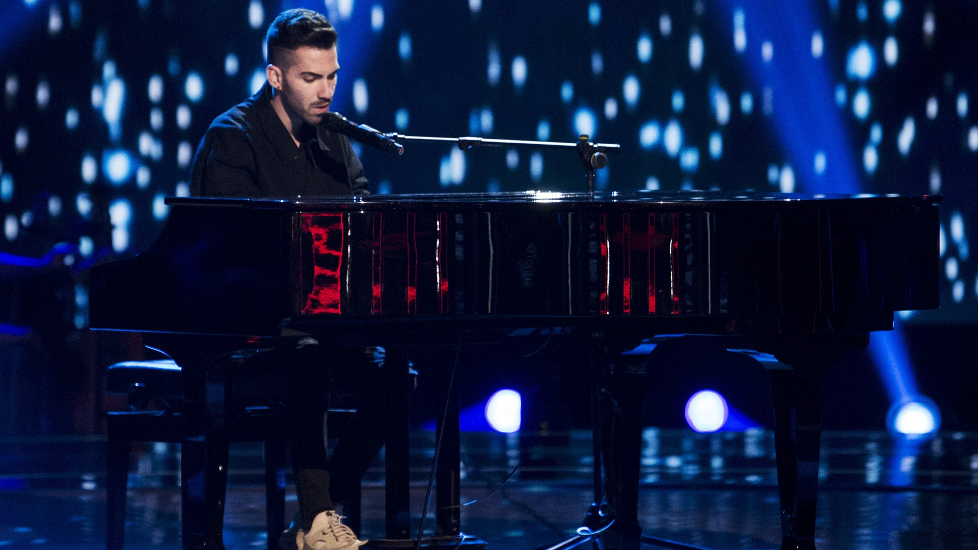 Aitor Martín canta 'Dark times' en las 'Audiciones a ciegas' de 'La Voz'