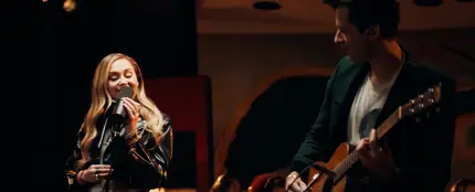 Miley Cyrus y Mark Ronson Miley Cyrus y Mark Ronson