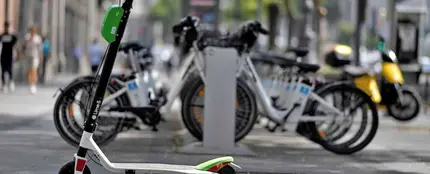 Patinetes y bicicletas Patinetes y bicicletas