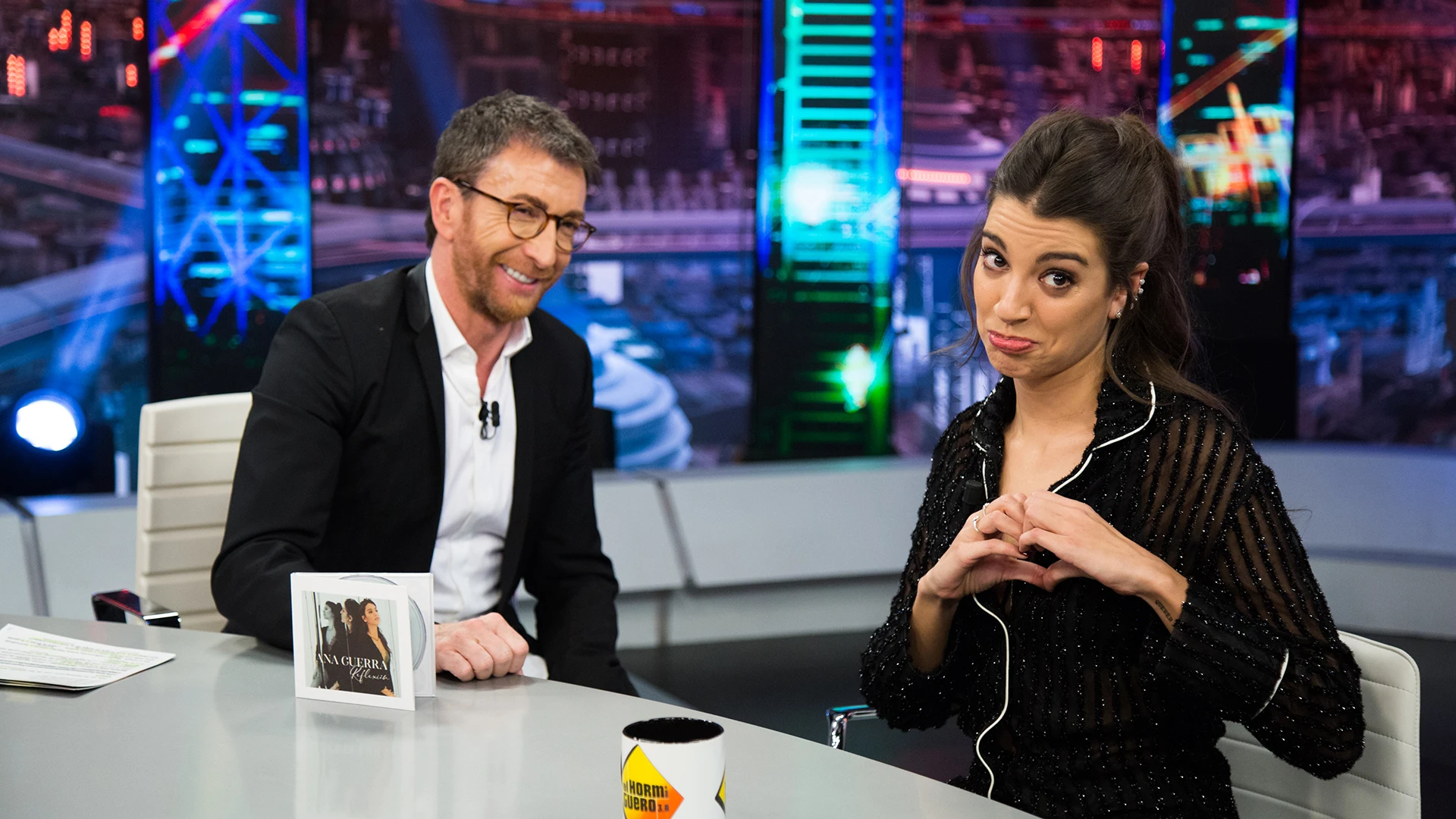 Ana Guerra, sobre el poliamor en 'El Hormiguero 3.0': "Al creer en la libertad, creo en todos los tipos de amor" VÍDEO: Ana Guerra, sobre el poliamor en 'El Hormiguero 3.0': "Al creer en la libertad, creo en todos los tipos de amor"